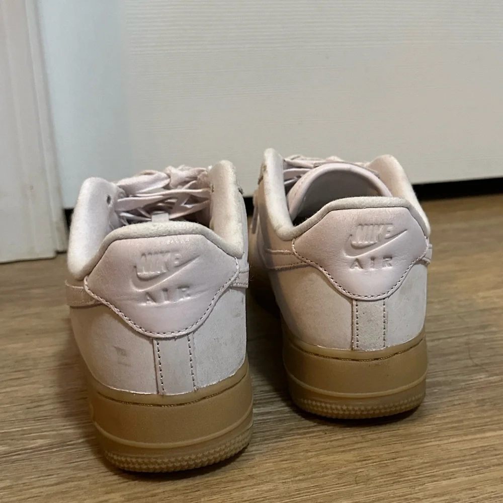 Nike White AirForce Ones Womens Size 8